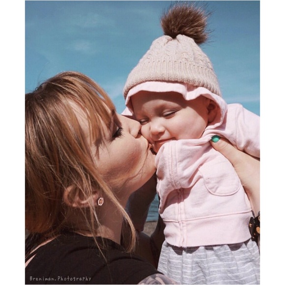 Meet Posher - Picture 3 of 5